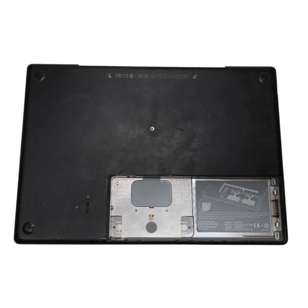 Apple MacBook A1181 13.3